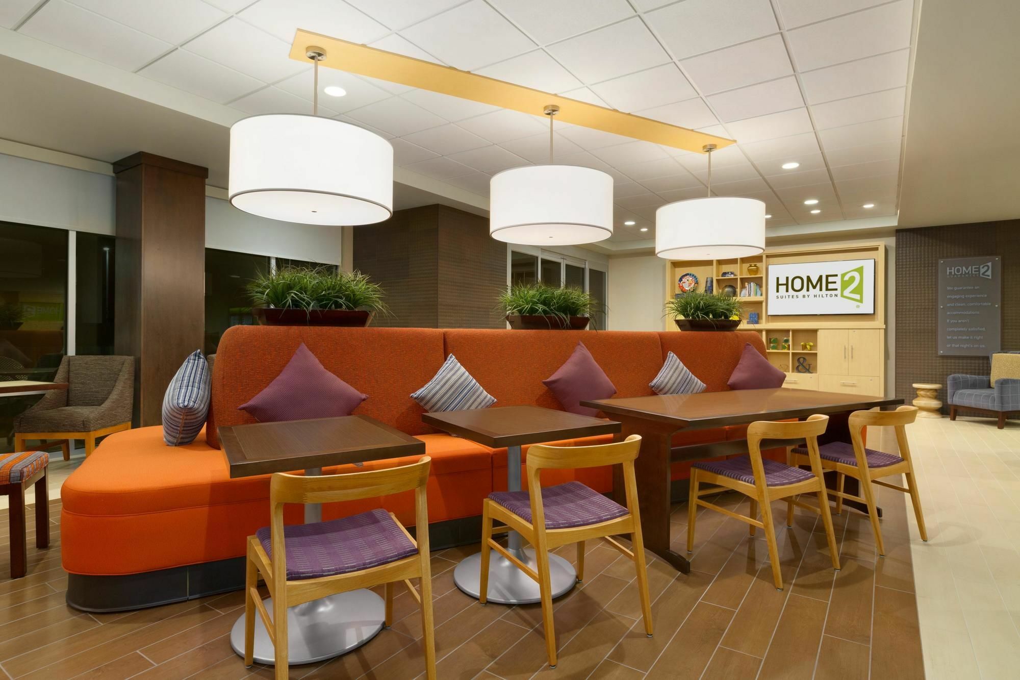 Home2 Suites By Hilton Glendale Westgate Exteriör bild