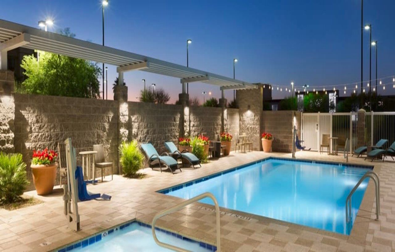 Home2 Suites By Hilton Glendale Westgate Exteriör bild